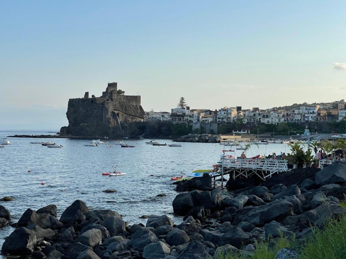Lorenzo'S House Catania City Centre - Comfortable Large Apartment With 2 Bedrooms And 2 Baths, Close To Trains, Metro And Bus Station Exterior photo